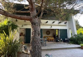 Villa Athena Cap-Ferret chez l habitant has Balcony rooms