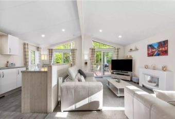 Rivers Edge has Balcony rooms