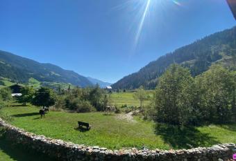 Zimmer Haus Christina has Balcony rooms