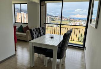 Nuevo Apartamento frente al Centro Comercial VIVA has Balcony rooms