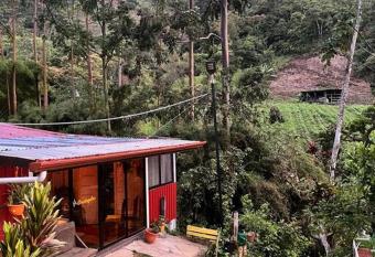 Colina Batsu has Balcony rooms