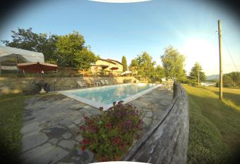 Agriturismo il Tiglio has Smoking rooms