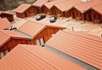 Roadcamp - American Motel & Sportsbar has Balcony rooms