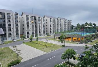 Elixa has Balcony rooms