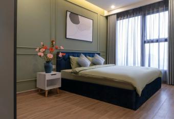 Fami Homestay - Ecopark H  ng Y  n has Balcony rooms