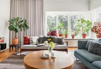 (null) has Balcony rooms