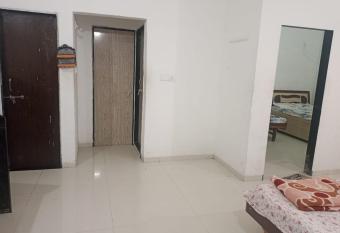 Hotel Dhanlaxmi has Balcony rooms