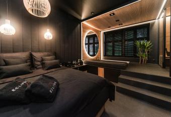 Eclipse Gold Room allows 18 year olds to book a room