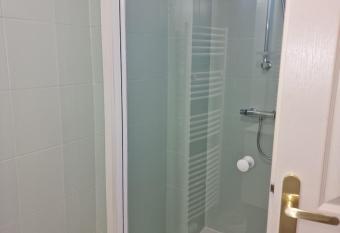 L   meraude : studio chic et   l  gant has Balcony rooms