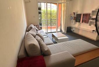                                   has Smoking/Balcony rooms