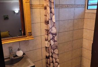 ENTRE DEUX HOTES has Balcony rooms