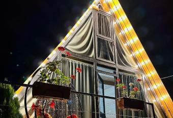 Cottage pulse in Racha has Balcony rooms