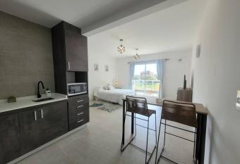 Studio con vista al parque. has Balcony rooms