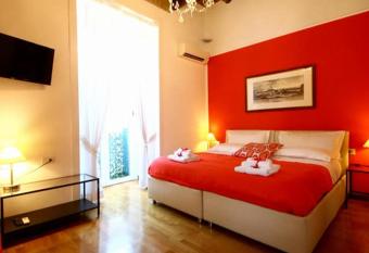 Talismano Luxury Rooms & Apartments has Balcony rooms