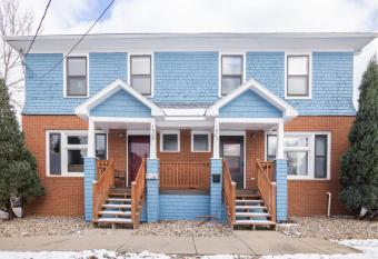 3BR Renovated Home by Drake & Downtown allows 18 year olds to book a room