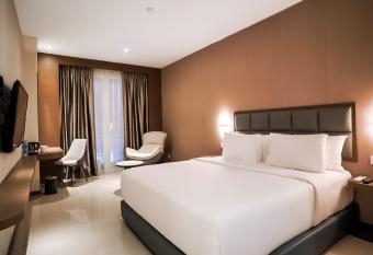 TARA Studio Nagoya allows 18 year olds to book a room