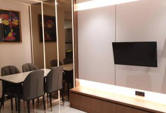 Apartemen Grand Jati Junction has Balcony rooms