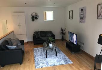 Luxurious Penthouse Apartment in Liverpool has Balcony rooms