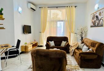 Lomes cozy home has Balcony rooms