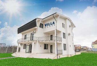 Villa Class has Balcony rooms