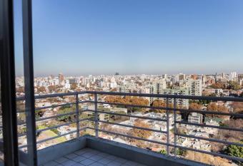 Deheza 1671 (duplex en Nu  ez) by deppt   has rooms with a private hot tub