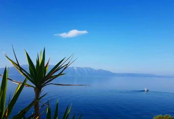 Apartment Franic has Balcony rooms