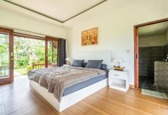 Beautiful House at Nusa Penida Island has Balcony rooms