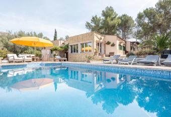 Casa Vista Monte has Balcony rooms