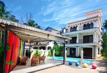 Ocean Breeeze has Balcony rooms