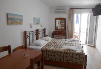 Studios Gabriel has Balcony rooms