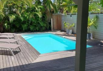 Villa Bamboo has Balcony rooms