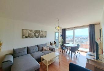 Ajaccio - Appartement avec vue has Balcony rooms