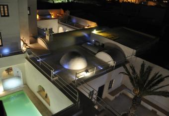 Dar Ennour has Smoking/Balcony rooms