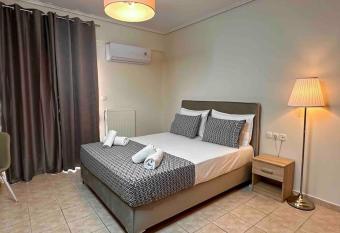 4th floor studio allows 18 year olds to book a room