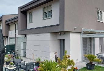 Casa Bruzio B&B allows 18 year olds to book a room