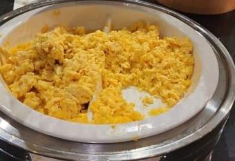 Tudor Treehouse has rooms with a private hot tub