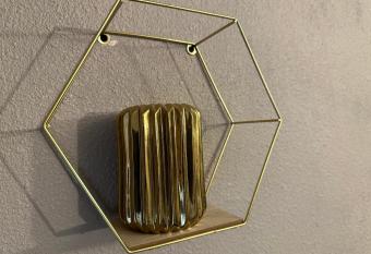 En plein c  ur de Perpignan has rooms with a private hot tub