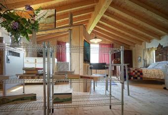 Casadesergio has Balcony rooms