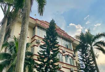 Kh  ch s   n Ph    ng     ng has Balcony rooms