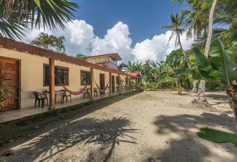 Yucca Beachfront Hotel allows 18 year olds to book a room