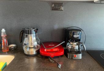 CN TOWER VIEWS 2BDRM Condo with Parking & office space has rooms with a private hot tub