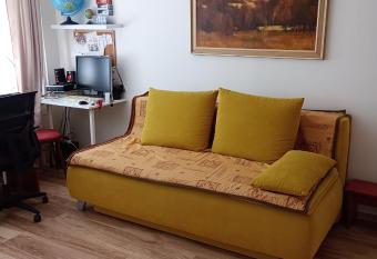 Samostatn   izba s loggiou v priestrannom byte bl  zko centra allows 18 year olds to book a room