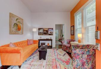 Tangerine Bungalow Downtown Hot Springs allows 18 year olds to book a room