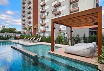 Elegance PUC allows 18 year olds to book a room