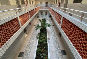 P   na Areia Praia da Guilhermina IV allows 18 year olds to book a room