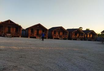 LeoMax has Balcony rooms