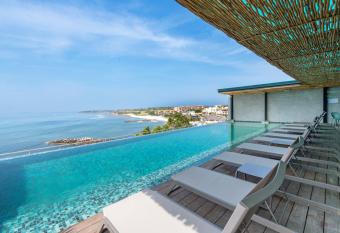 Ancora Punta Mita allows 18 year olds to book a room