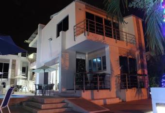 Casa Vacacional Melgar, Tolima has Balcony rooms