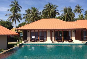 Blue Bay Resort has Balcony rooms