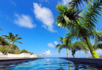 Villa Coco Rock has Balcony rooms